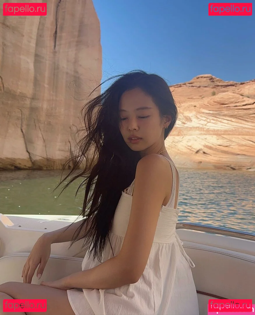 Jennie | BLΛƆKPIИK Onlyfans Photo Gallery 