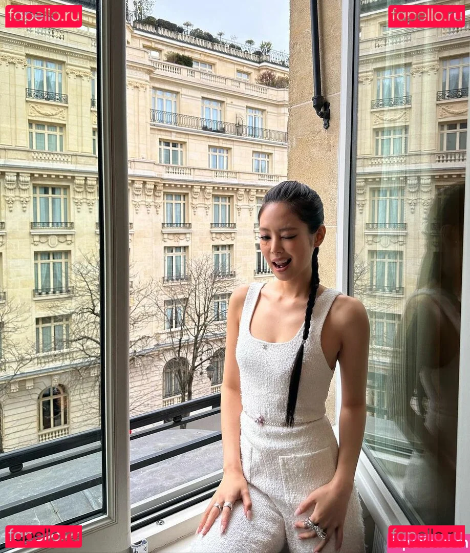 Jennie | BLΛƆKPIИK Onlyfans Photo Gallery 