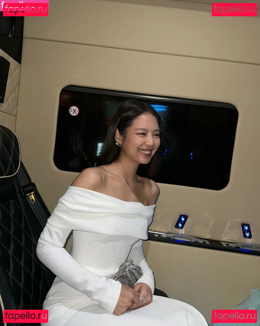 Jennie | BLΛƆKPIИK Onlyfans Photo Gallery 