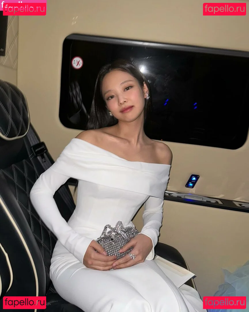 Jennie | BLΛƆKPIИK Onlyfans Photo Gallery 