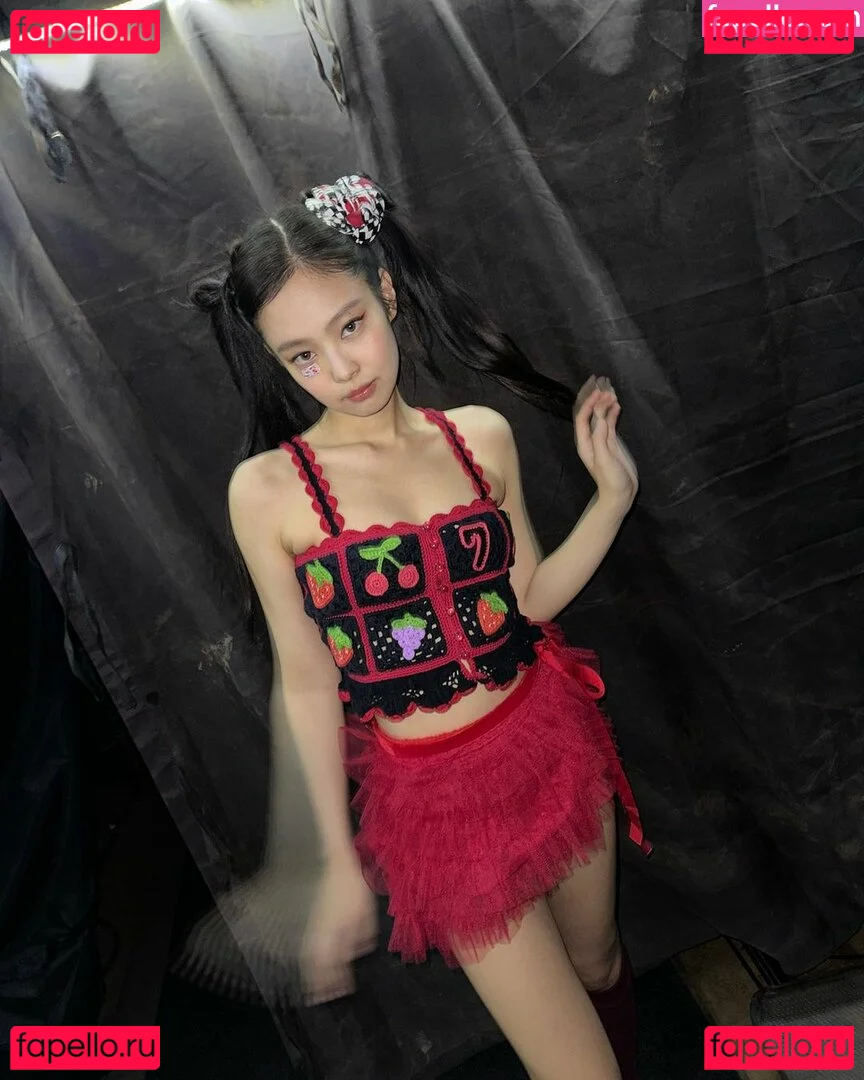 Jennie | BLΛƆKPIИK Onlyfans Photo Gallery 