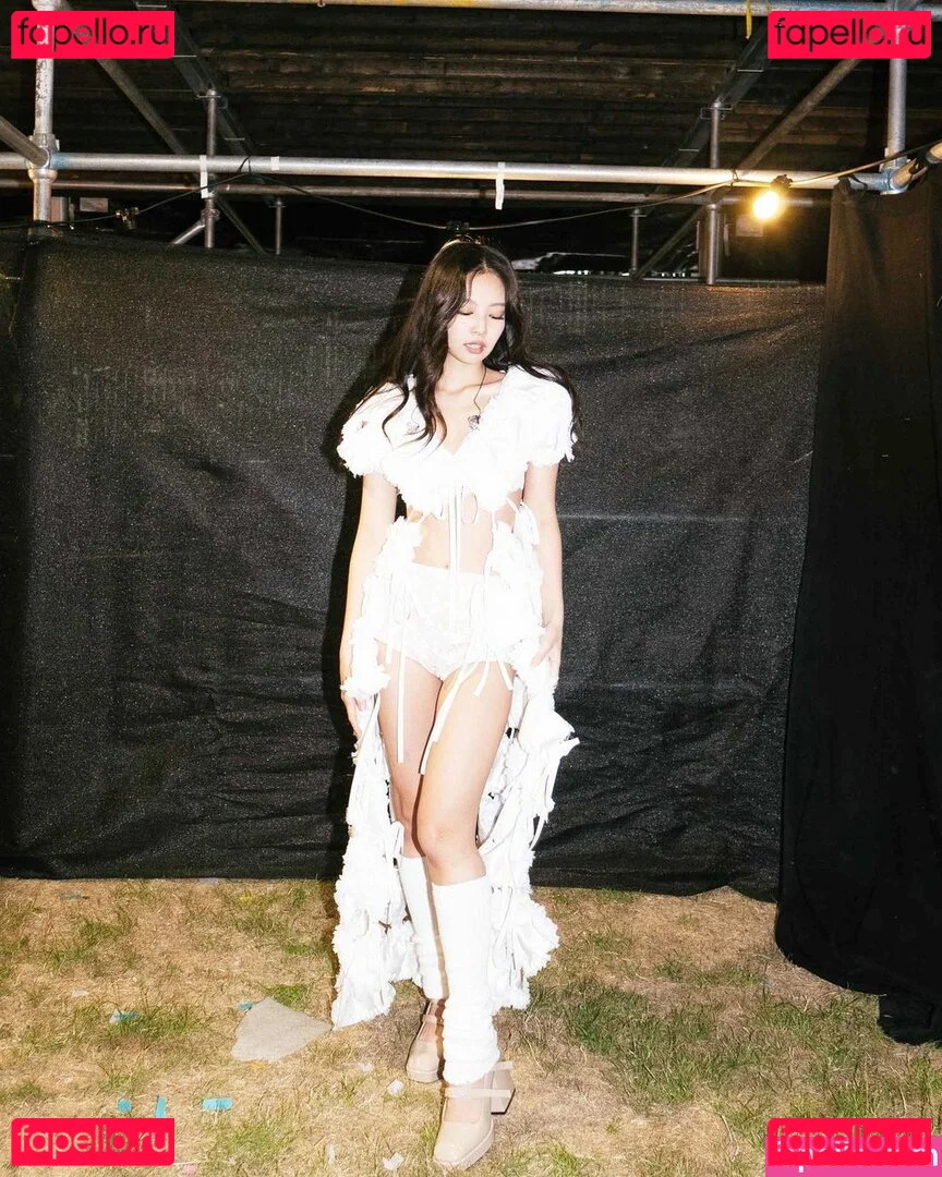 Jennie | BLΛƆKPIИK Onlyfans Photo Gallery 