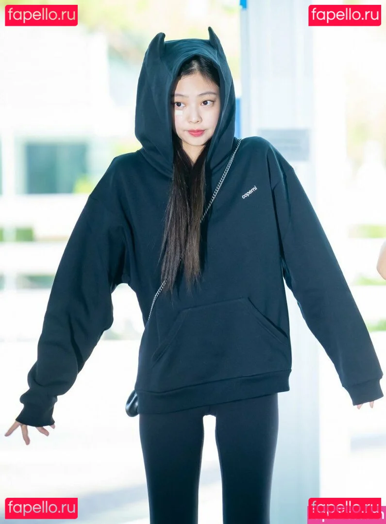 Jennie | BLΛƆKPIИK Onlyfans Photo Gallery 