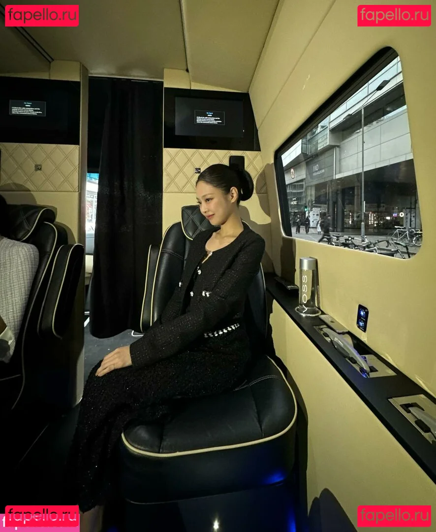 Jennie | BLΛƆKPIИK Onlyfans Photo Gallery 