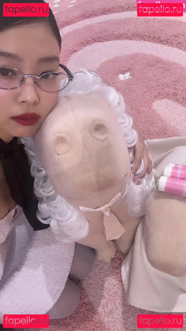 Jennie | BLΛƆKPIИK Onlyfans Photo Gallery 