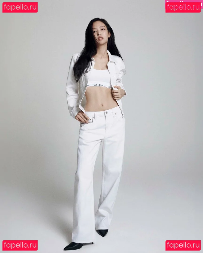 Jennie | BLΛƆKPIИK Onlyfans Photo Gallery 