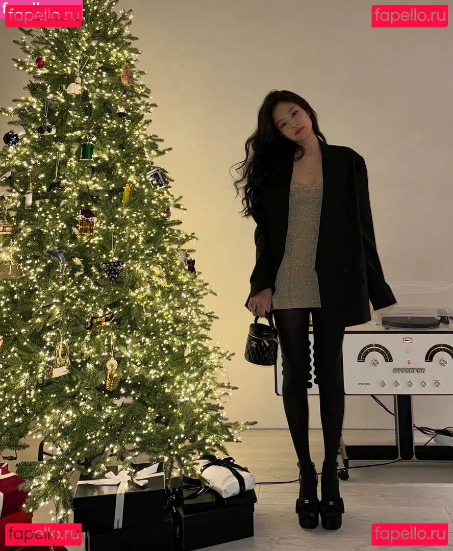 Jennie | BLΛƆKPIИK Onlyfans Photo Gallery 