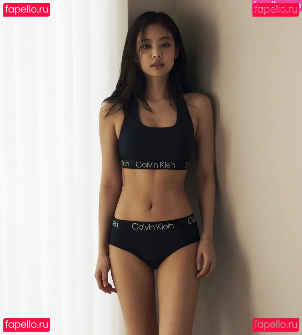 Jennie | BLΛƆKPIИK Onlyfans Photo Gallery 