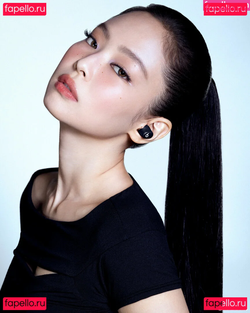 Jennie | BLΛƆKPIИK Onlyfans Photo Gallery 