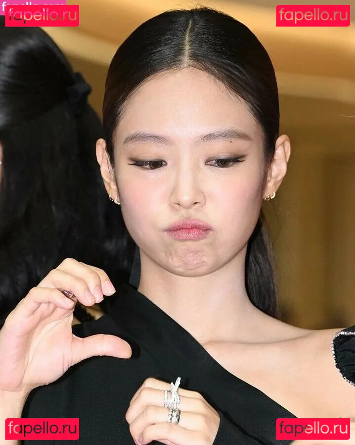 Jennie | BLΛƆKPIИK Onlyfans Photo Gallery 