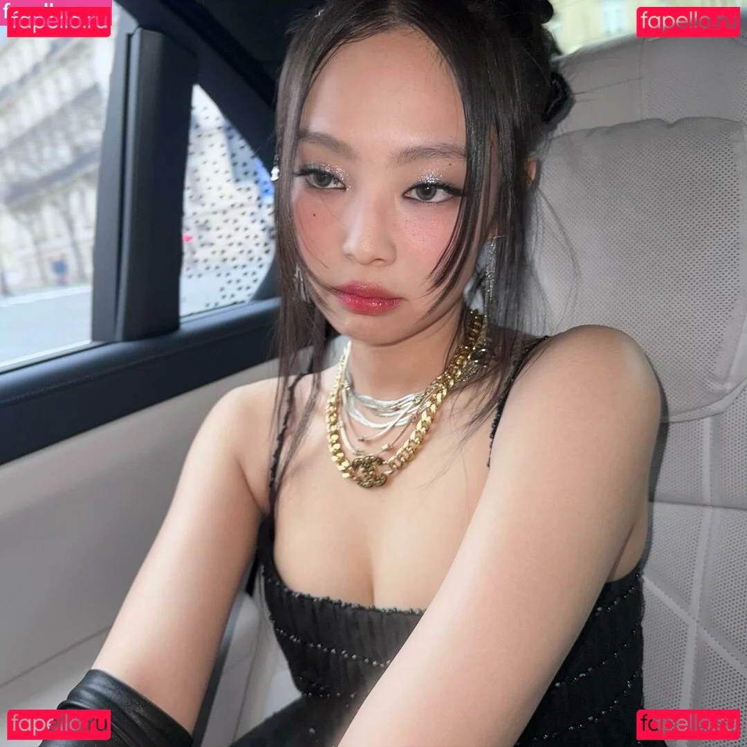 Jennie | BLΛƆKPIИK Onlyfans Photo Gallery 
