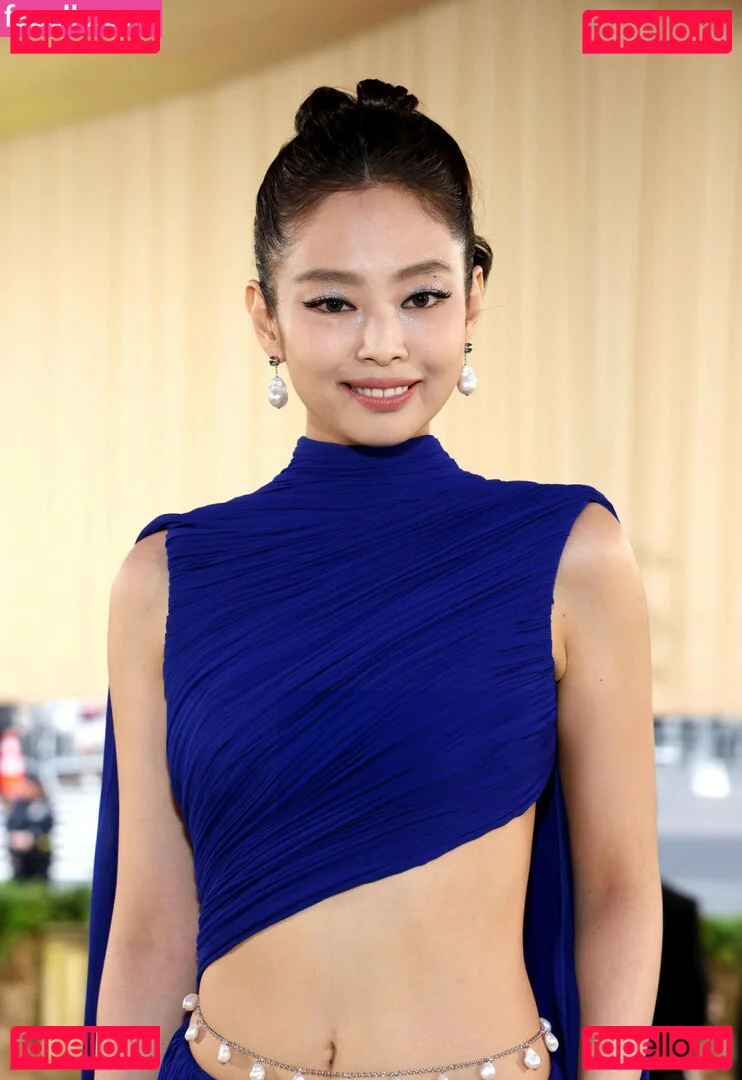 Jennie | BLΛƆKPIИK Onlyfans Photo Gallery 