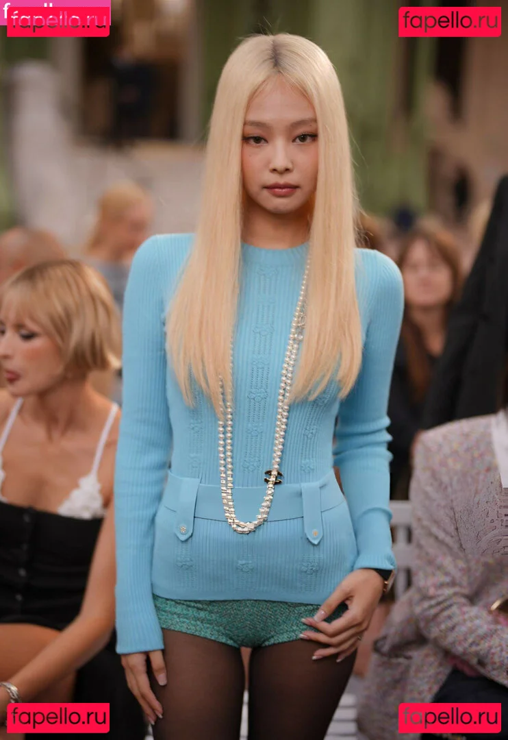 Jennie | BLΛƆKPIИK Onlyfans Photo Gallery 