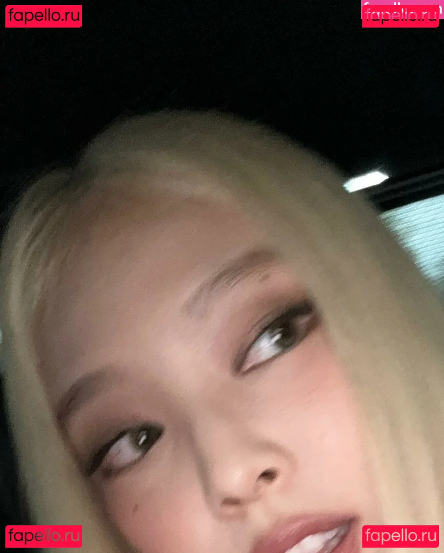 Jennie | BLΛƆKPIИK Onlyfans Photo Gallery 