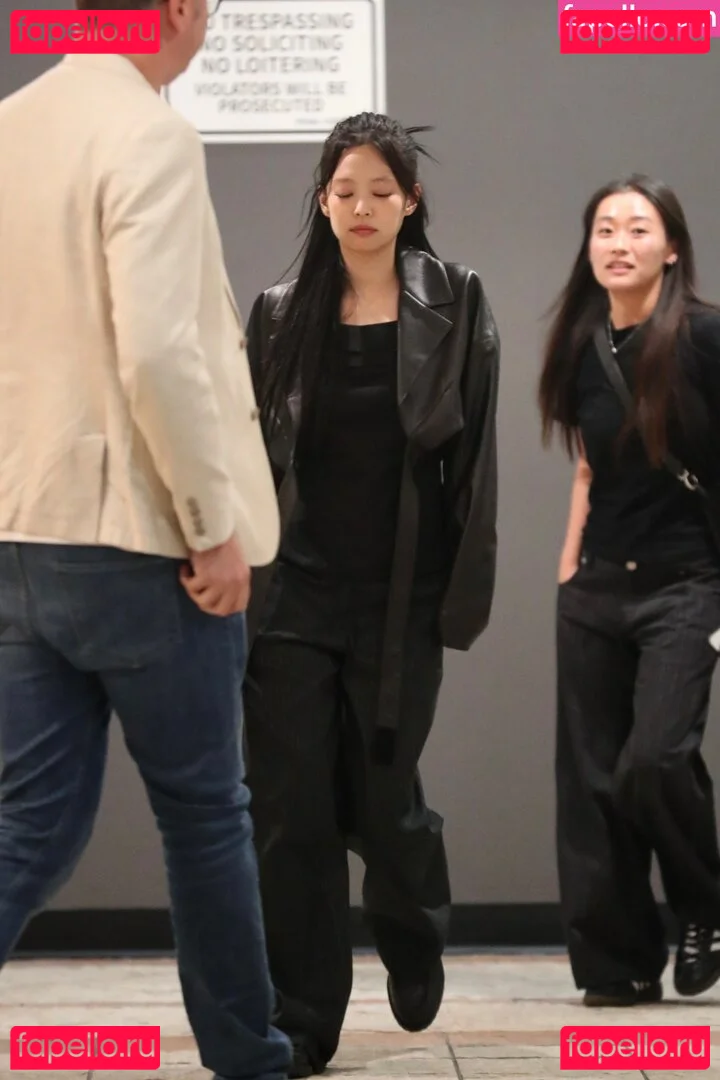 Jennie | BLΛƆKPIИK Onlyfans Photo Gallery 