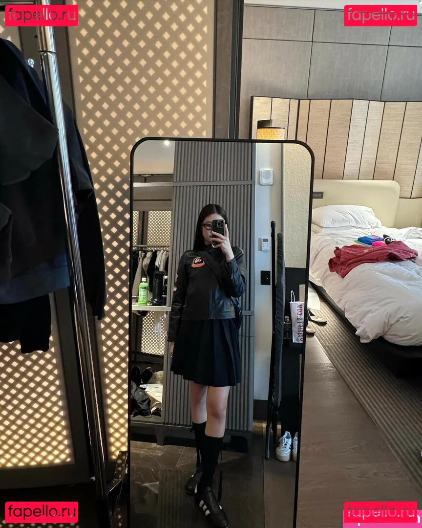 Jennie | BLΛƆKPIИK Onlyfans Photo Gallery 