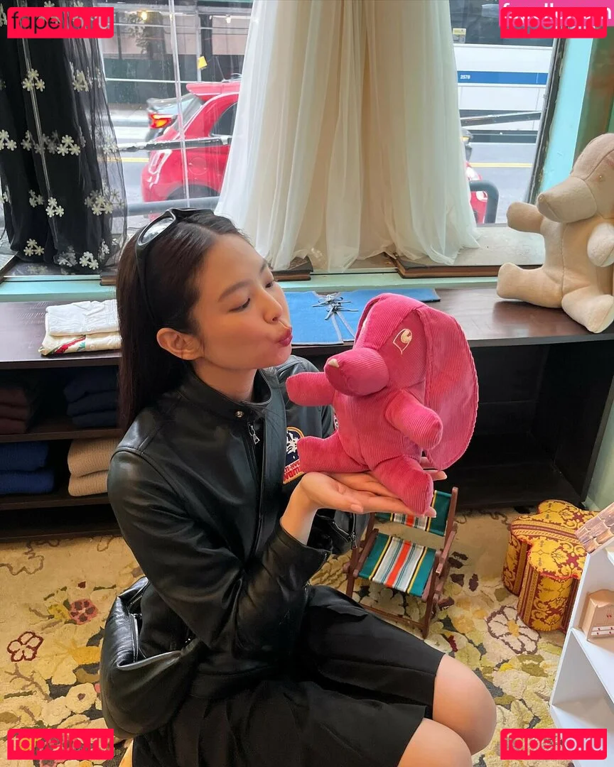 Jennie | BLΛƆKPIИK Onlyfans Photo Gallery 