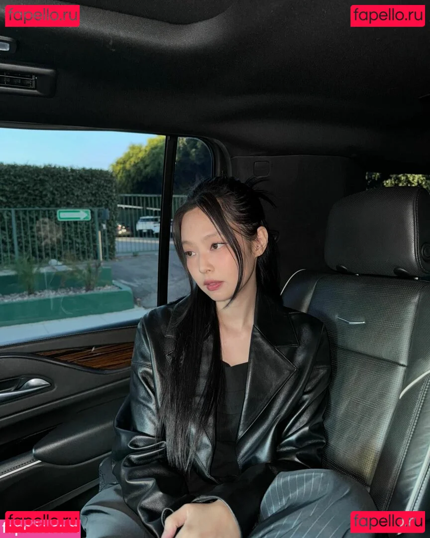 Jennie | BLΛƆKPIИK Onlyfans Photo Gallery 