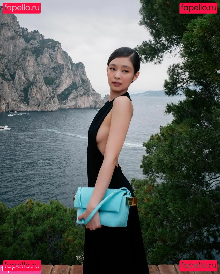 Jennie | BLΛƆKPIИK Onlyfans Photo Gallery 