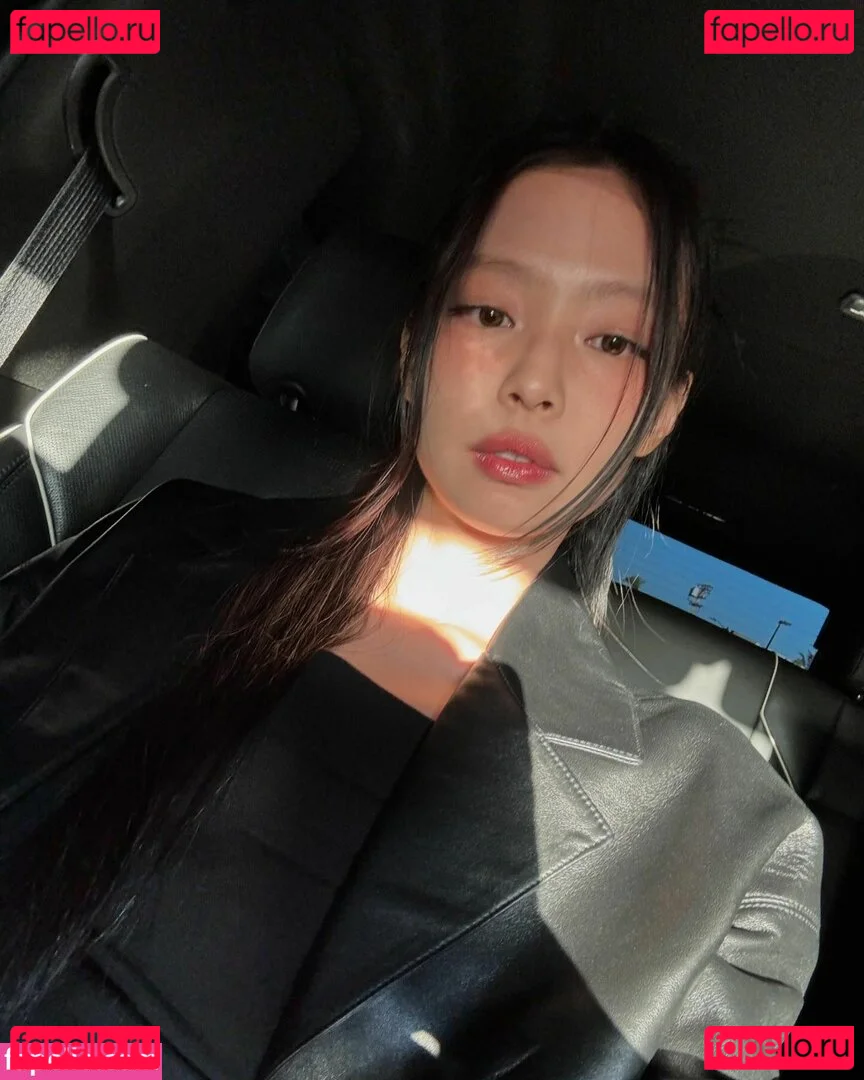Jennie | BLΛƆKPIИK Onlyfans Photo Gallery 