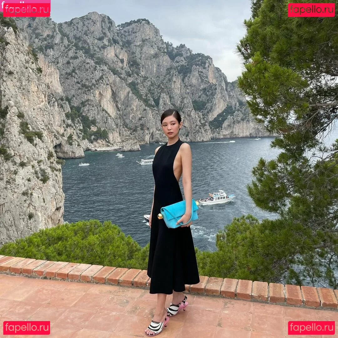 Jennie | BLΛƆKPIИK Onlyfans Photo Gallery 