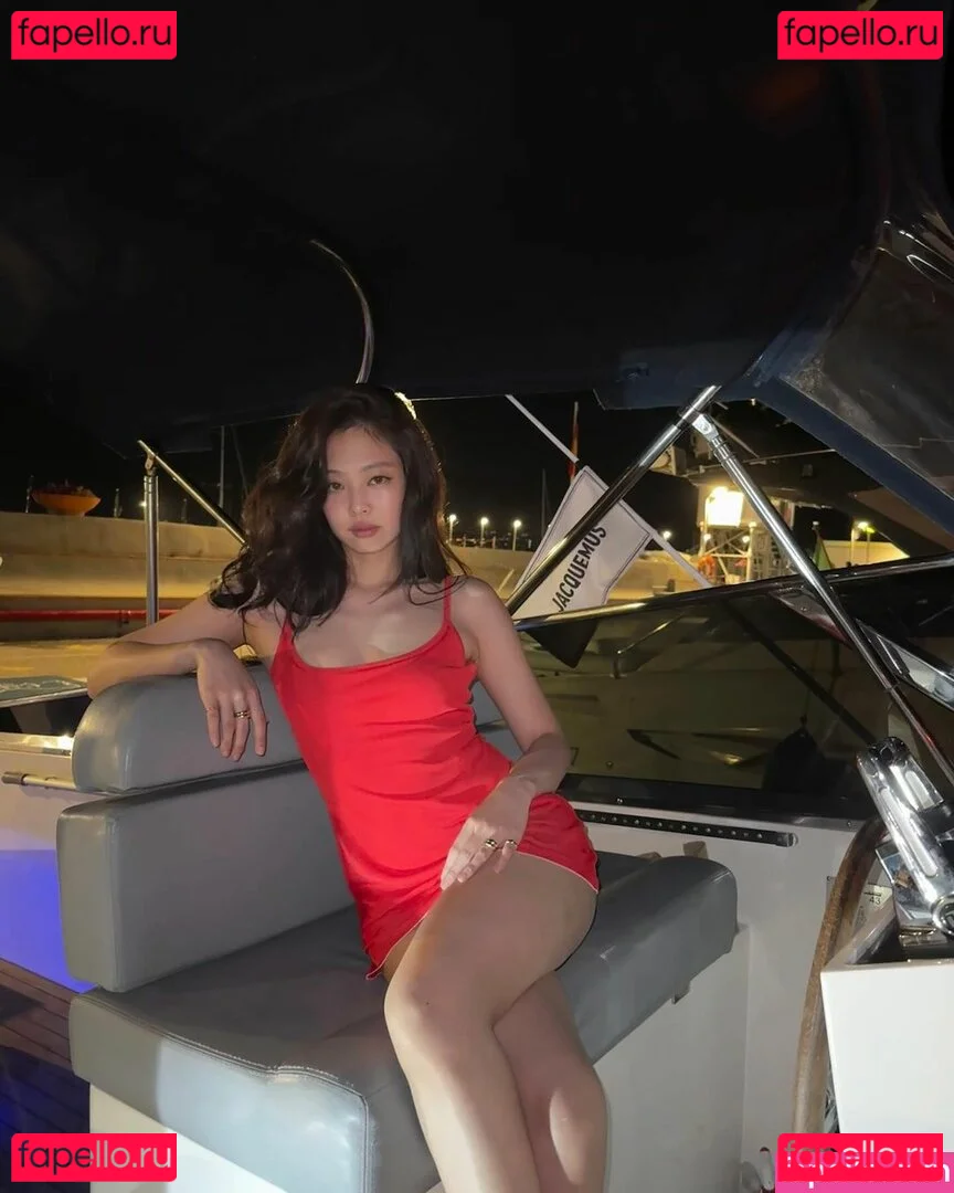 Jennie | BLΛƆKPIИK Onlyfans Photo Gallery 