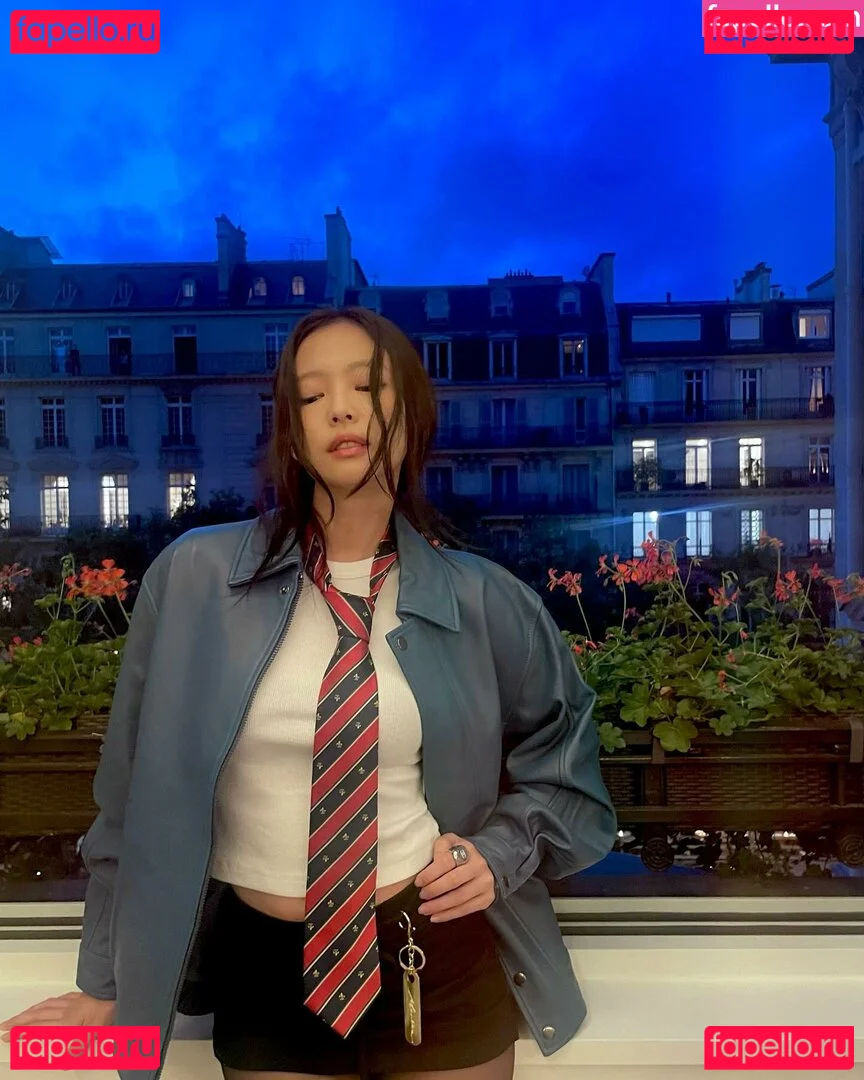 Jennie | BLΛƆKPIИK Onlyfans Photo Gallery 