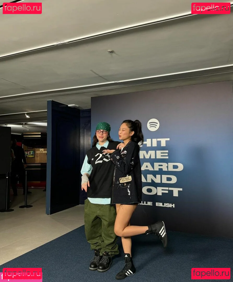 Jennie | BLΛƆKPIИK Onlyfans Photo Gallery 