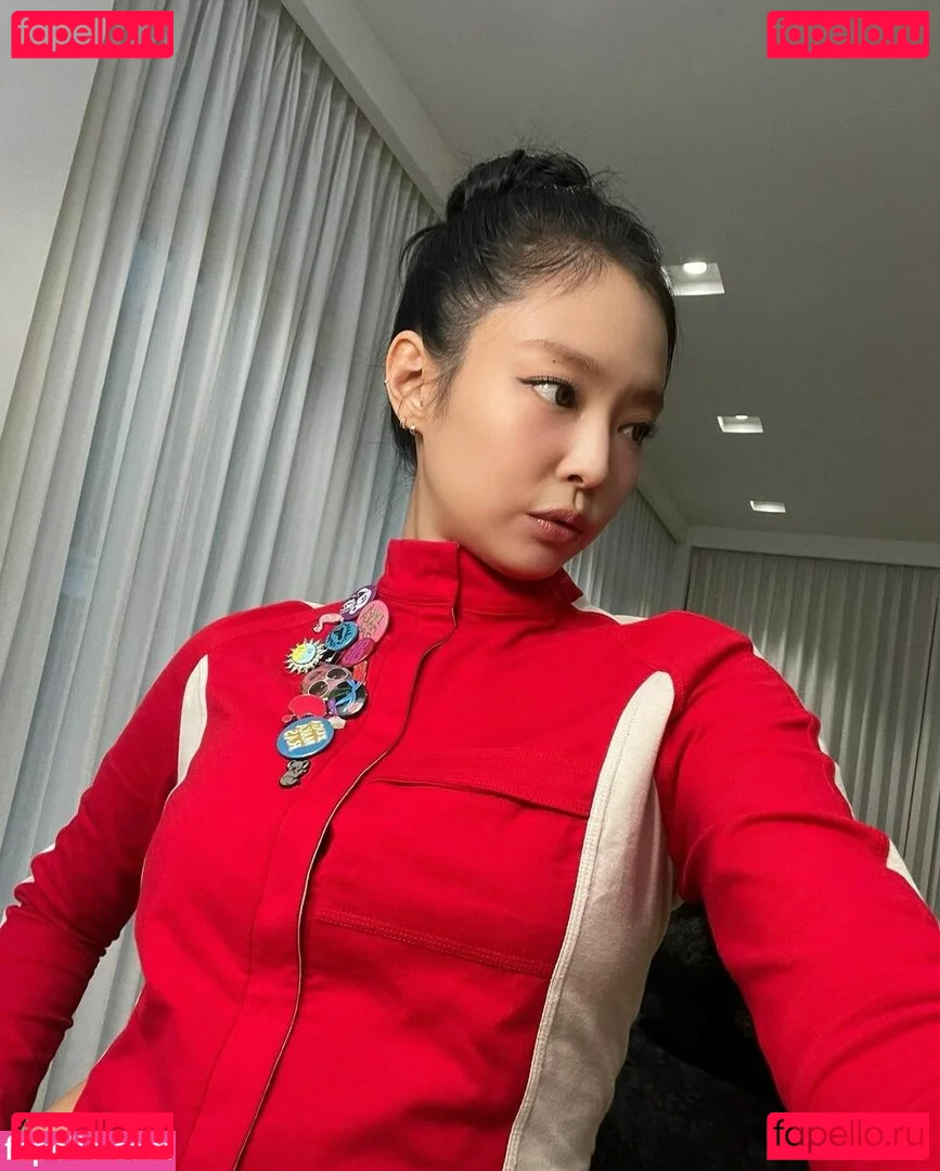 Jennie | BLΛƆKPIИK Onlyfans Photo Gallery 