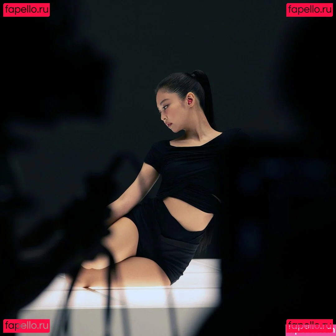 Jennie | BLΛƆKPIИK Onlyfans Photo Gallery 