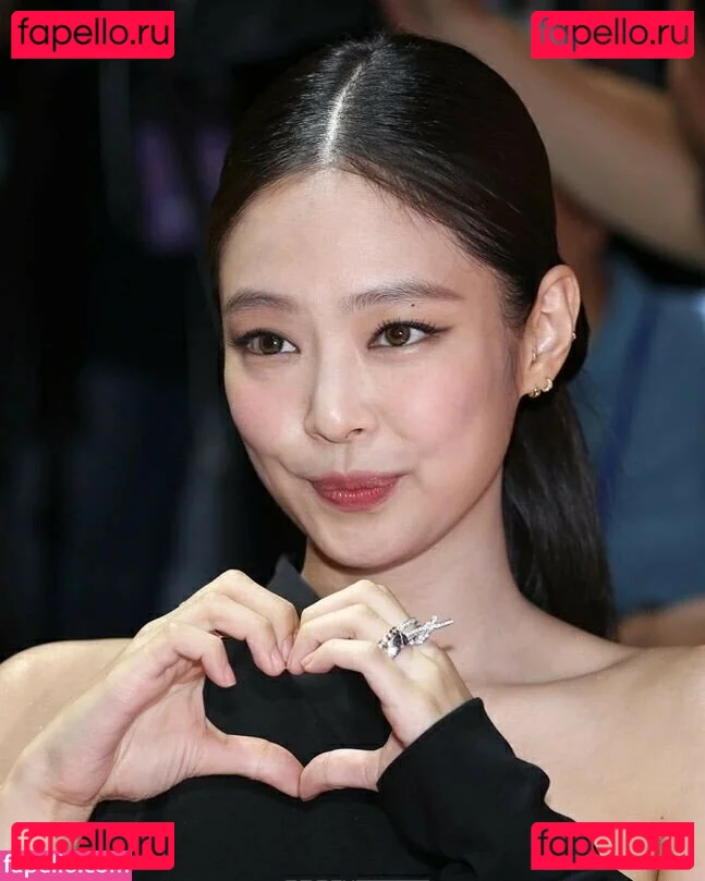 Jennie | BLΛƆKPIИK Onlyfans Photo Gallery 