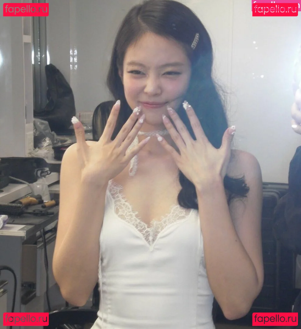 Jennie | BLΛƆKPIИK Onlyfans Photo Gallery 