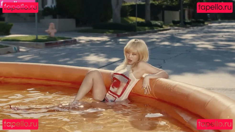 Jennie | BLΛƆKPIИK Onlyfans Photo Gallery 