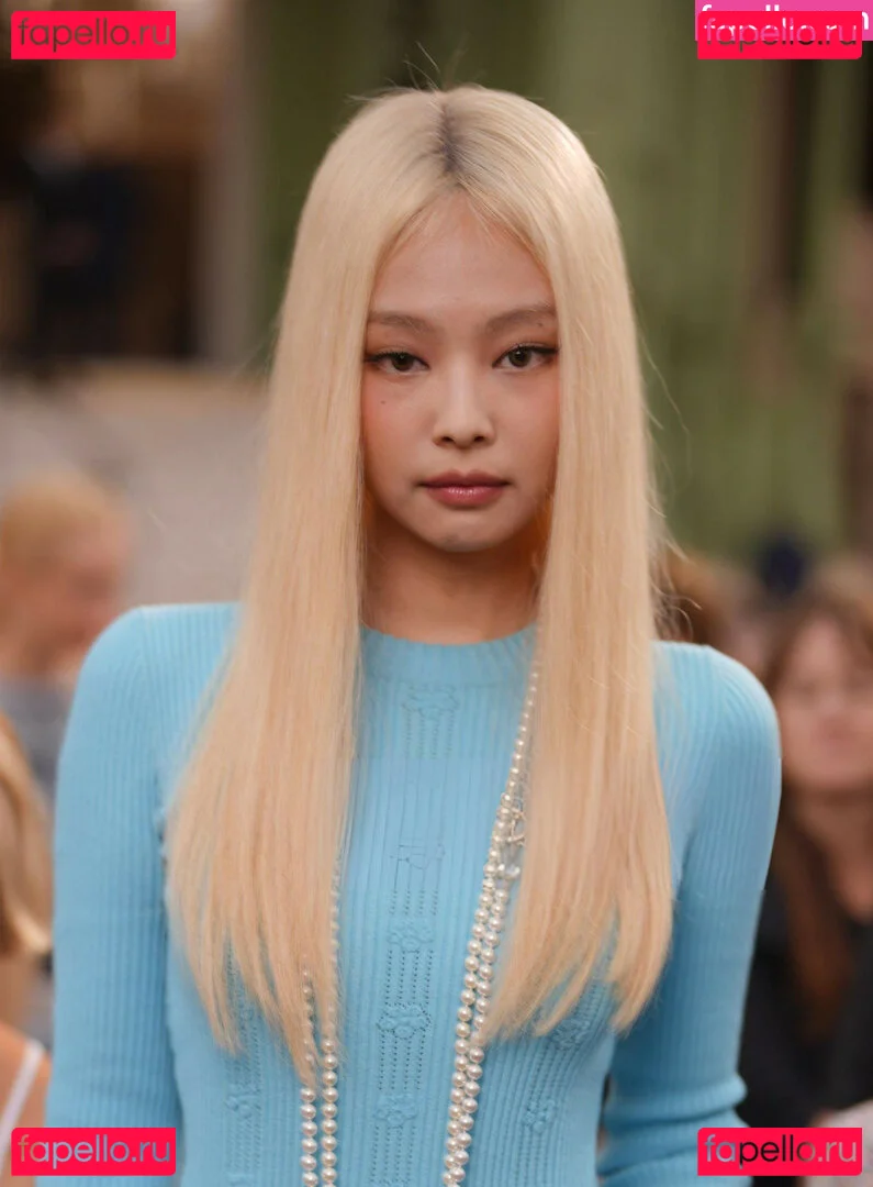 Jennie | BLΛƆKPIИK Onlyfans Photo Gallery 