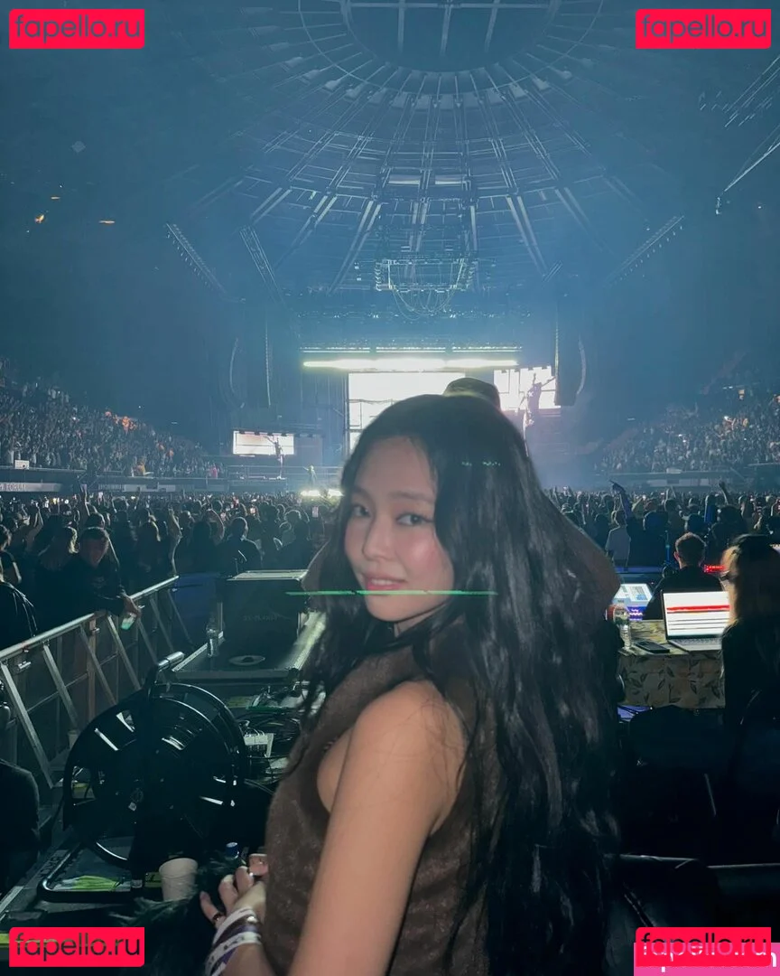 Jennie | BLΛƆKPIИK Onlyfans Photo Gallery 