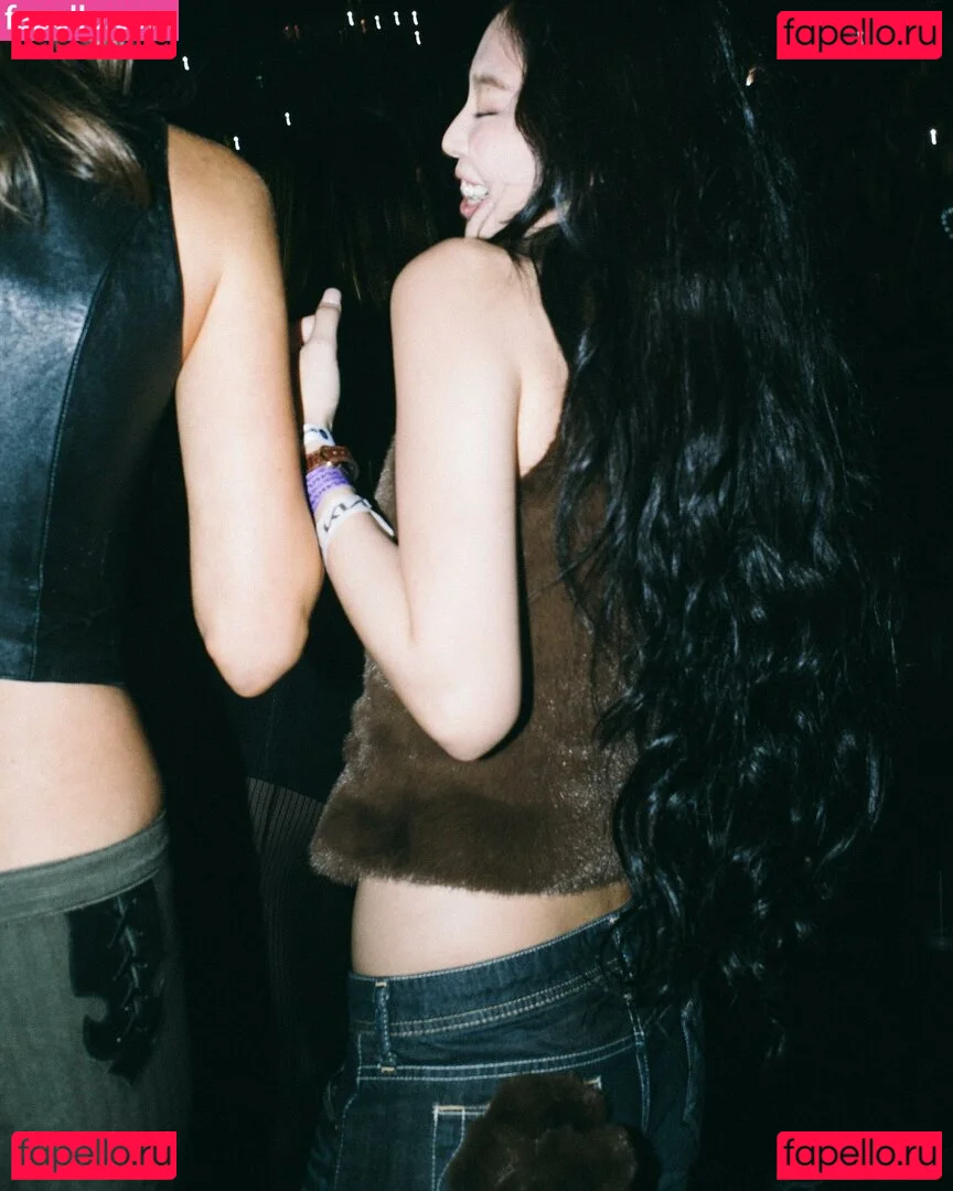 Jennie | BLΛƆKPIИK Onlyfans Photo Gallery 