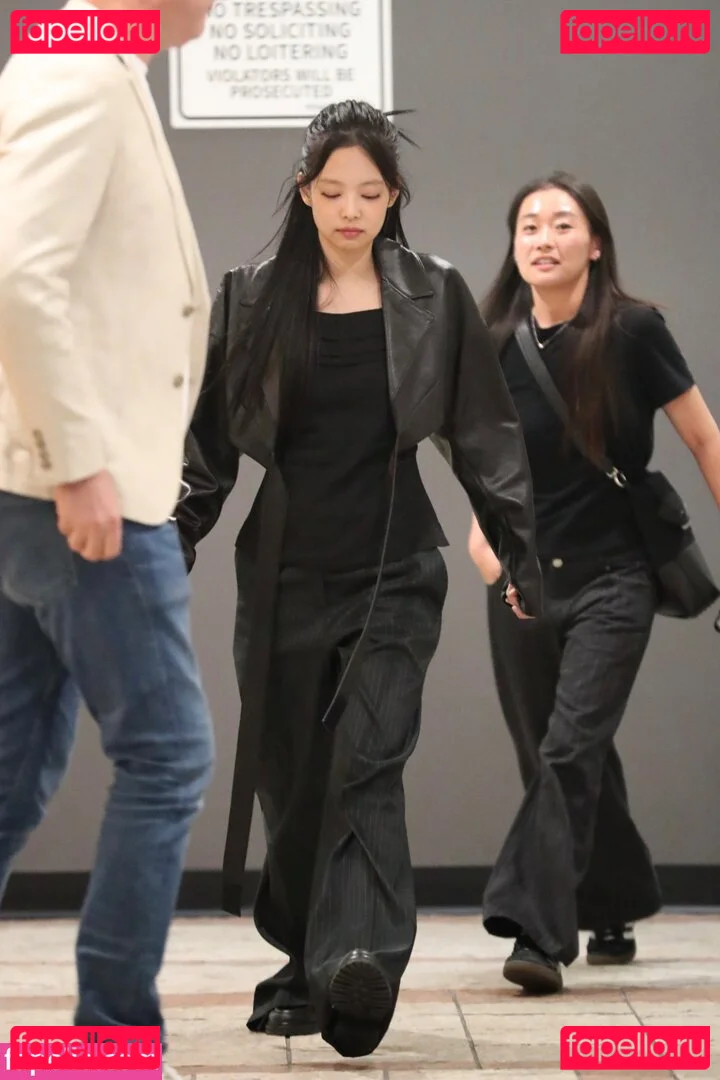 Jennie | BLΛƆKPIИK Onlyfans Photo Gallery 