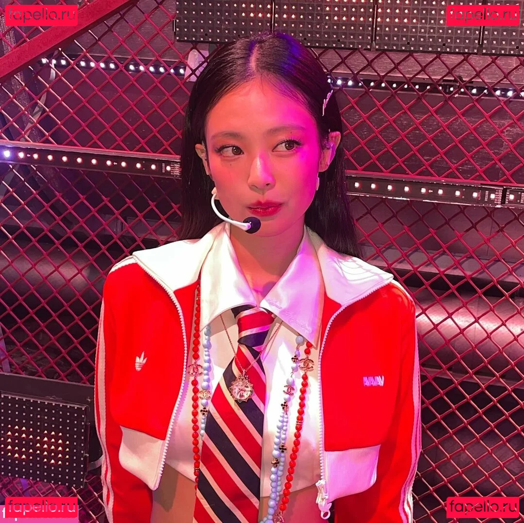 Jennie | BLΛƆKPIИK Onlyfans Photo Gallery 