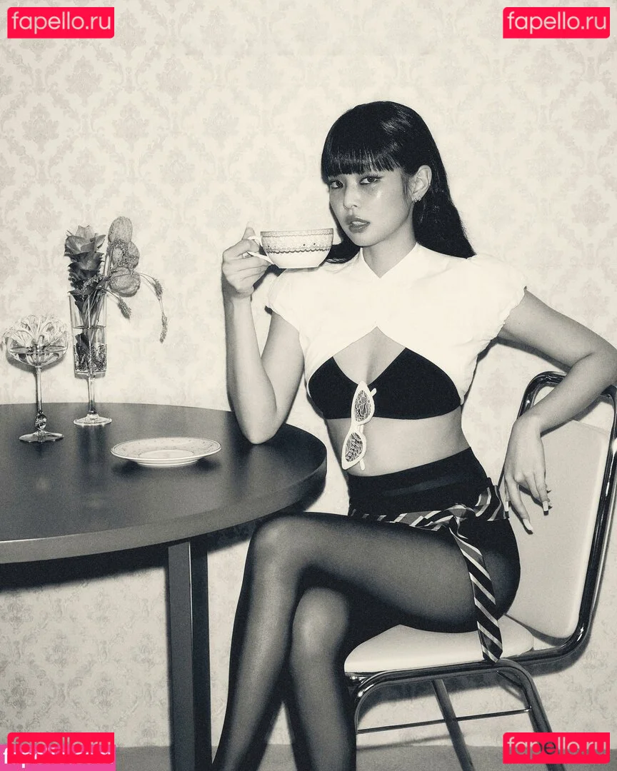 Jennie | BLΛƆKPIИK Onlyfans Photo Gallery 