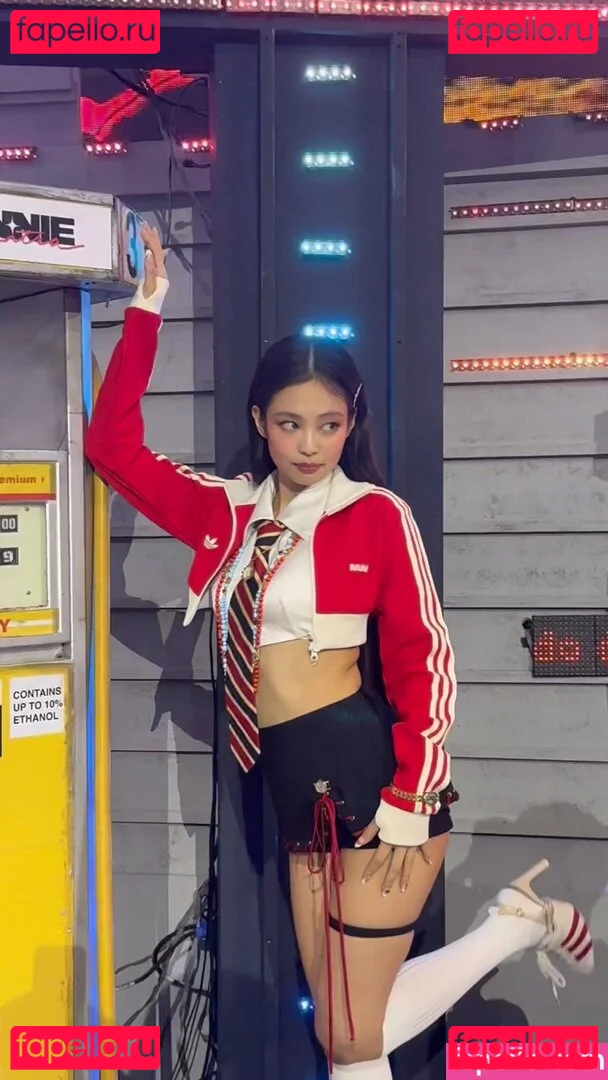 Jennie | BLΛƆKPIИK Onlyfans Photo Gallery 