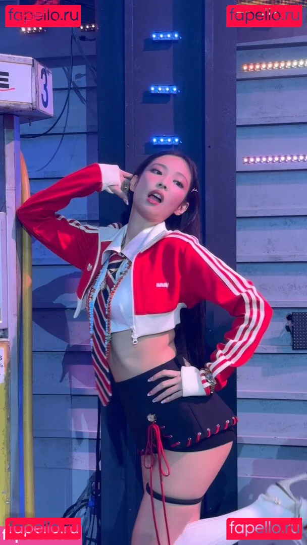 Jennie | BLΛƆKPIИK Onlyfans Photo Gallery 