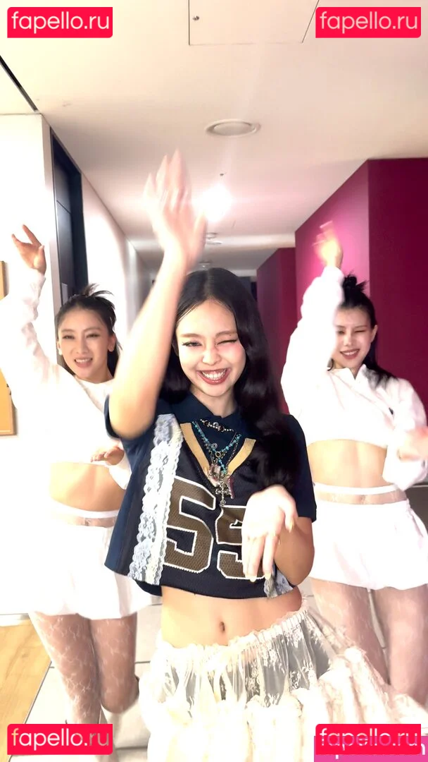 Jennie | BLΛƆKPIИK Onlyfans Photo Gallery 