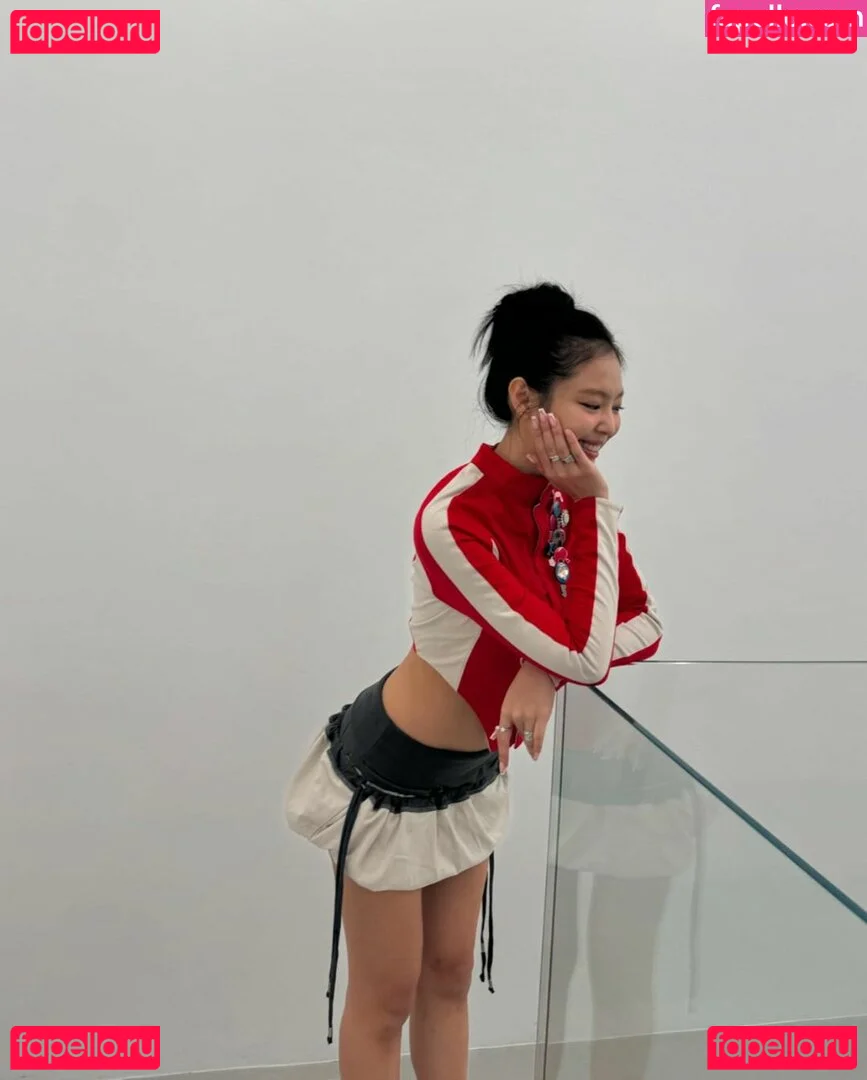 Jennie | BLΛƆKPIИK Onlyfans Photo Gallery 