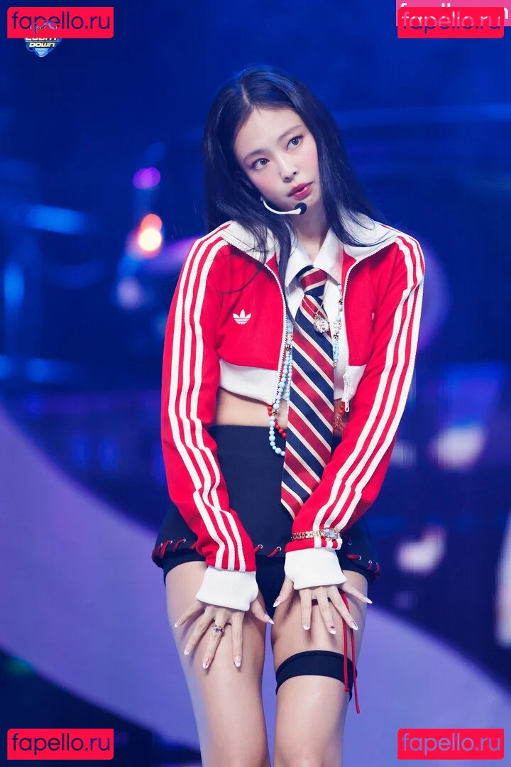 Jennie | BLΛƆKPIИK Onlyfans Photo Gallery 