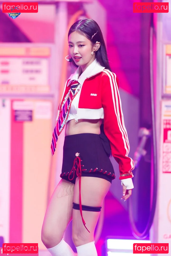 Jennie | BLΛƆKPIИK Onlyfans Photo Gallery 