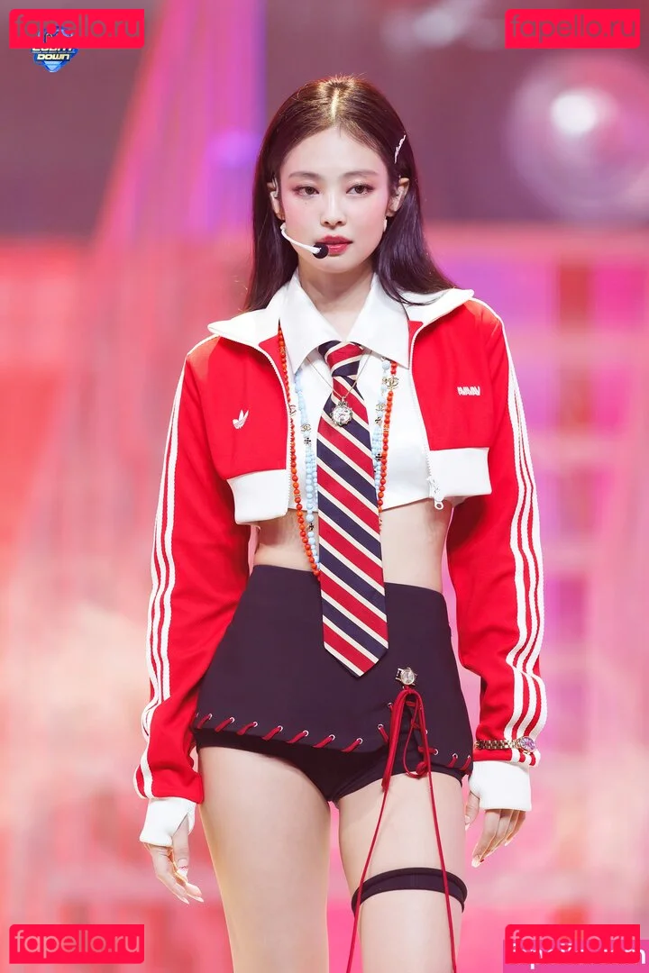 Jennie | BLΛƆKPIИK Onlyfans Photo Gallery 