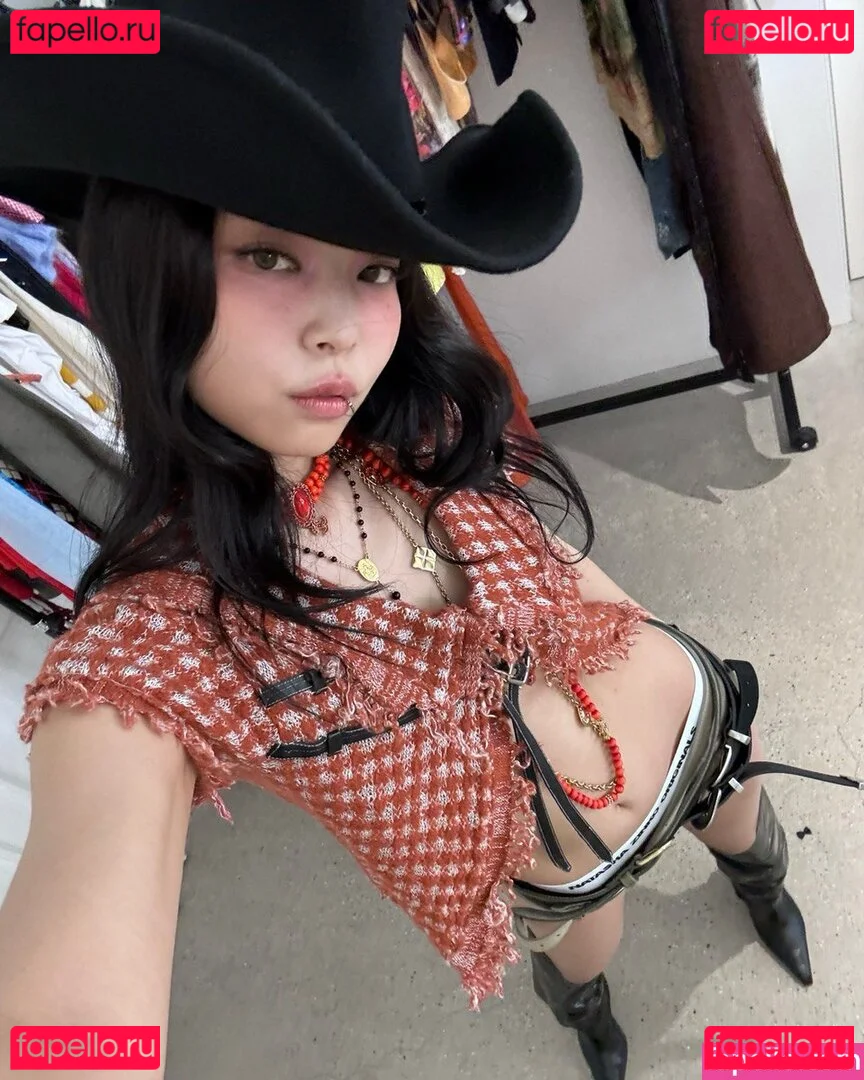 Jennie | BLΛƆKPIИK Onlyfans Photo Gallery 