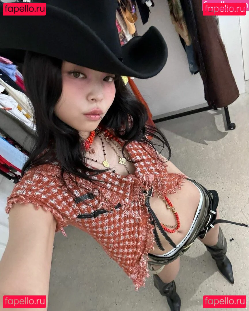 Jennie | BLΛƆKPIИK Onlyfans Photo Gallery 