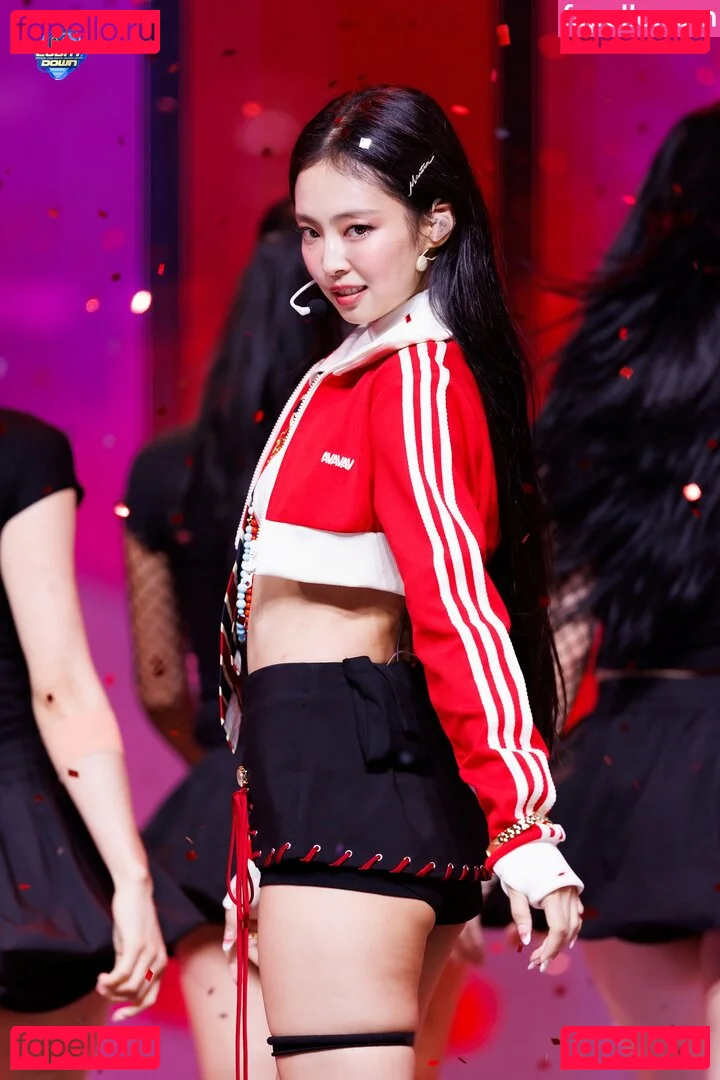 Jennie | BLΛƆKPIИK Onlyfans Photo Gallery 