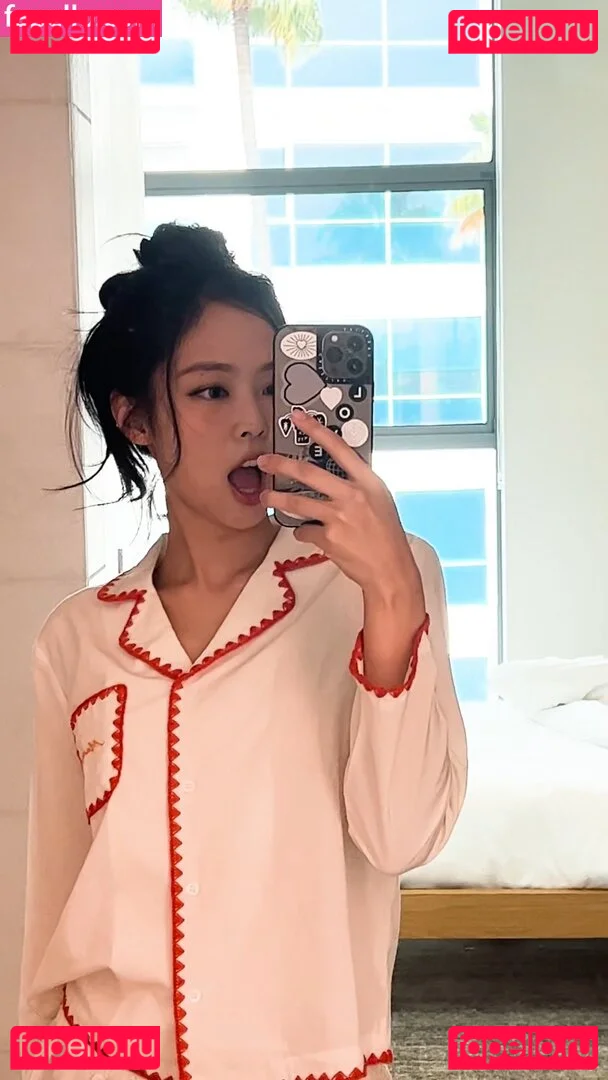 Jennie | BLΛƆKPIИK Onlyfans Photo Gallery 